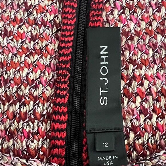 St. John Dress burgundy and Black Sleeveless Knit Dress size 12 - Picture 7 of 9